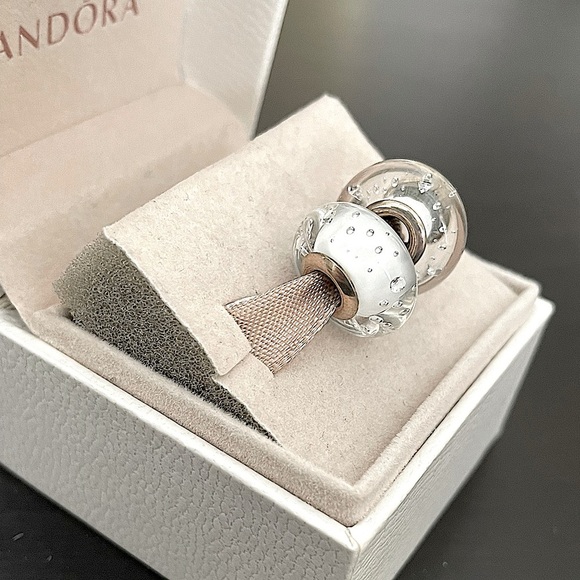 Pandora White Effervescence Charms - Picture 2 of 3